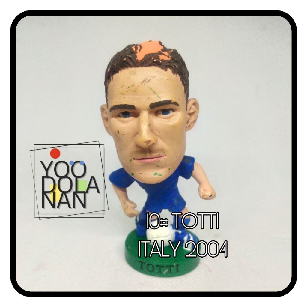 10# TOTTI - ITALY 2004 CORINTHIAN PROSTARS FIGURE PEMAIN BOLA