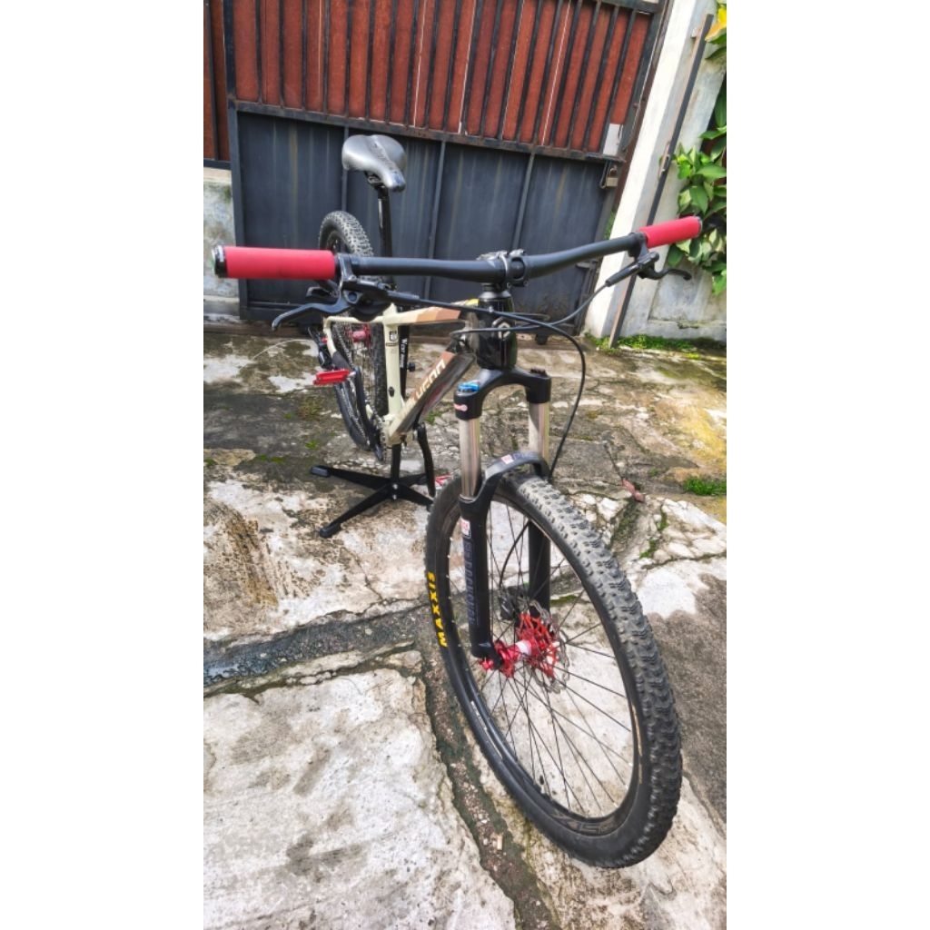 Polygon Xtrada 6 Size S 27,5 Upgrade