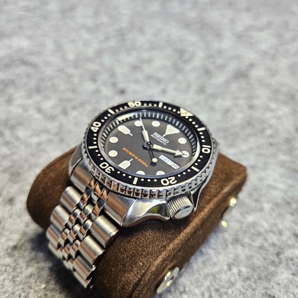 Seiko SKX007 Automatic Diver 200M – Ikonik “Black Boy” | Fullset