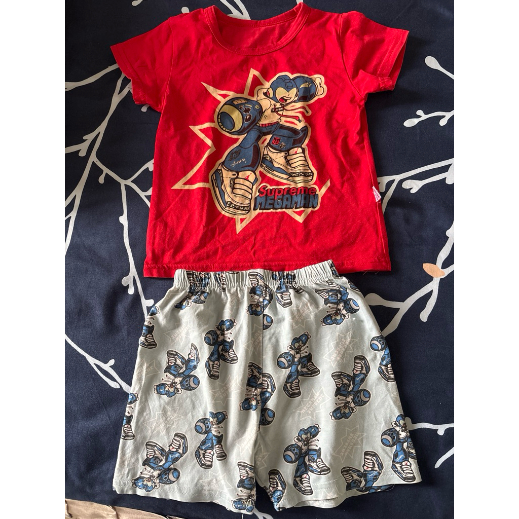 Baju set setelan anak laki robot gundam prelov 1 tahun masih bagus