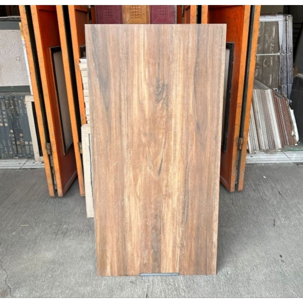 granit 60x120 serat kayu ikad