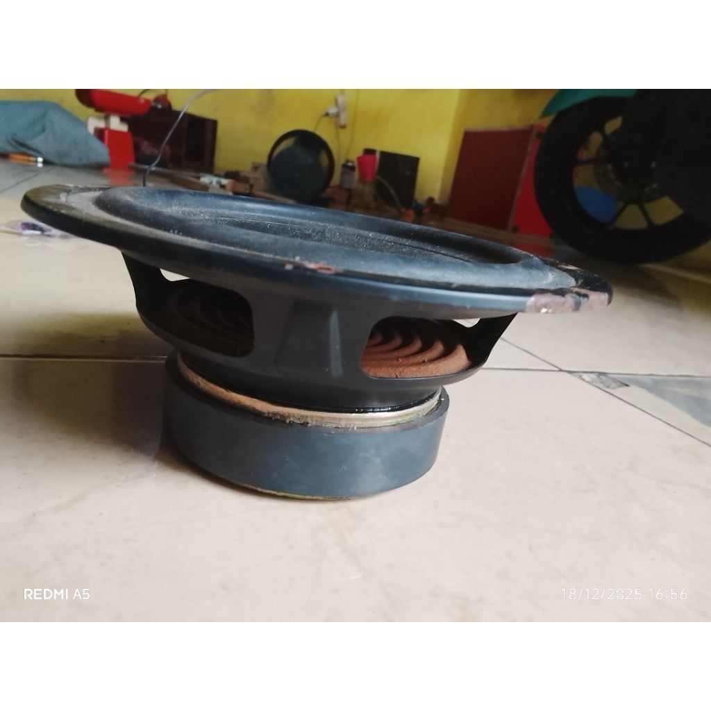 speaker 6 inc bekas copotan magnet besar