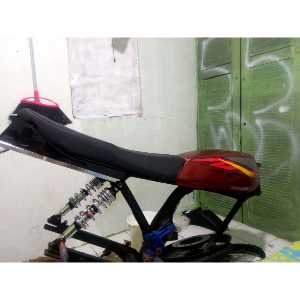 body set gl w9 ,plus vleg tromol sepasang  komplit,tinggal naik mesin