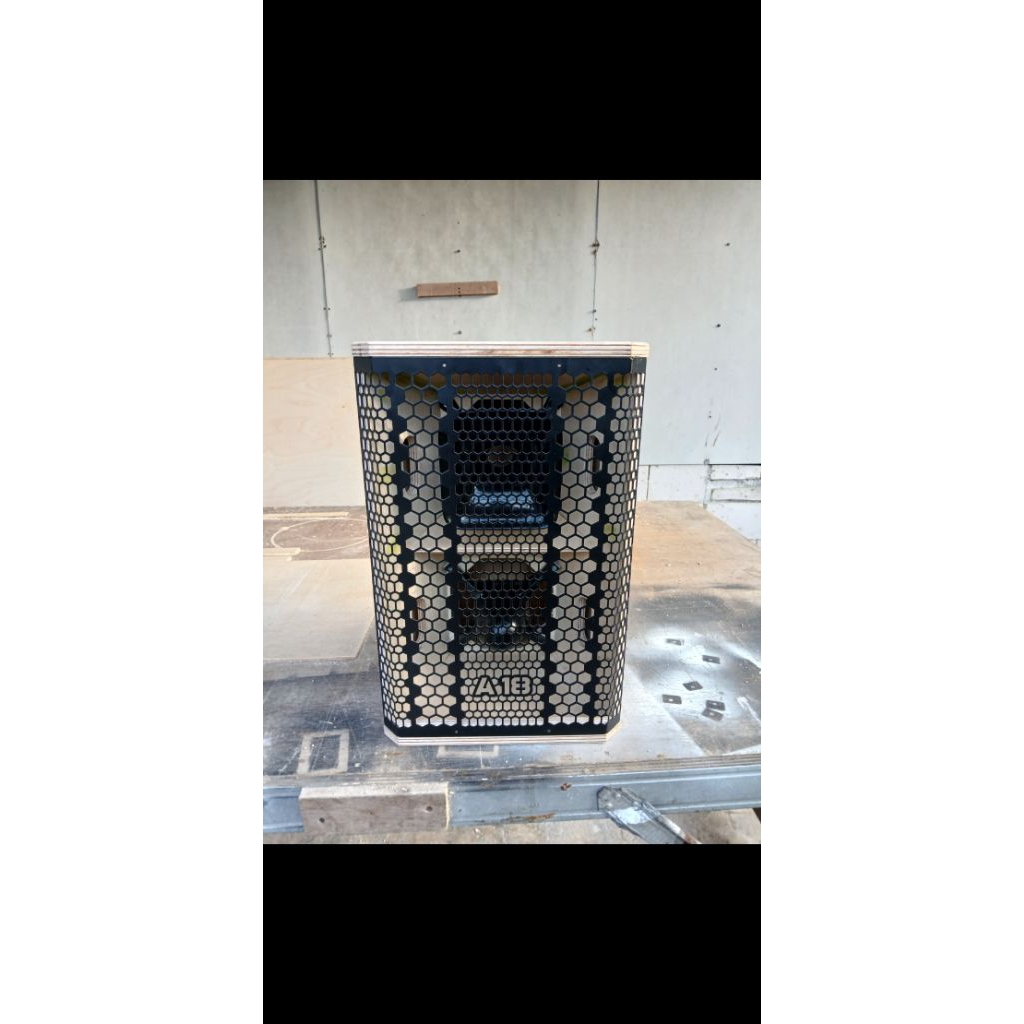 box t24 8 inch + horn rudal + gril custom