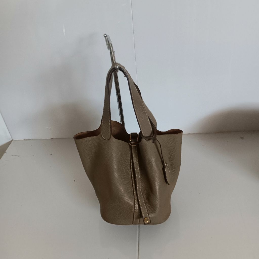 Tas ala picotin kulit asli