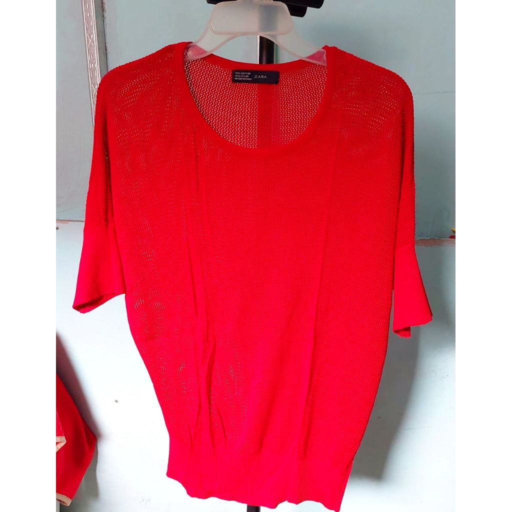 Preloved Kaos Rajut Zara