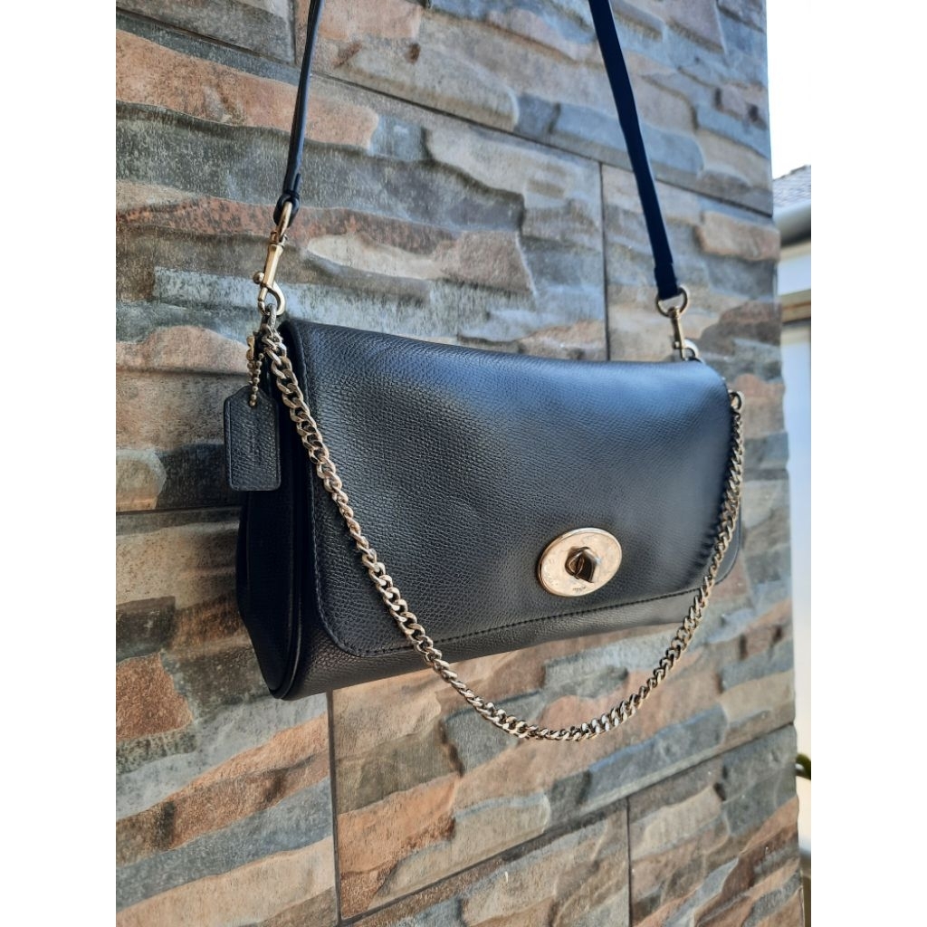 Sling Bag Rantai Kulas Hitam - Tas Branded Original