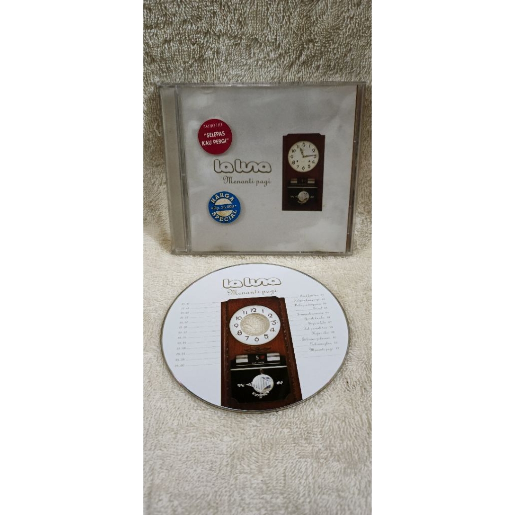 LALUNA MENANTI PAGI KASET CD