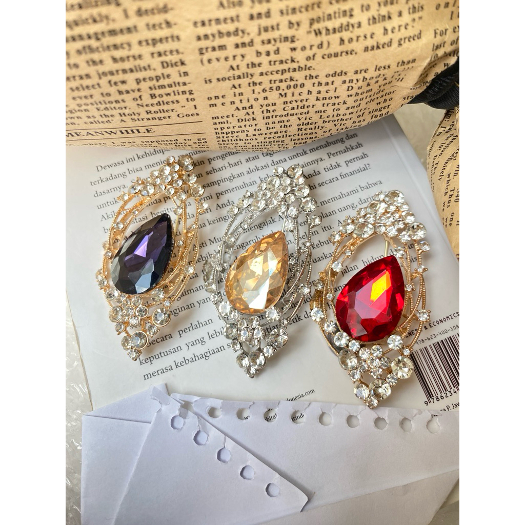 Limited Edition Premium Brooch – Batu Besar Elegan | Bros Hijab / Kebaya / Formal