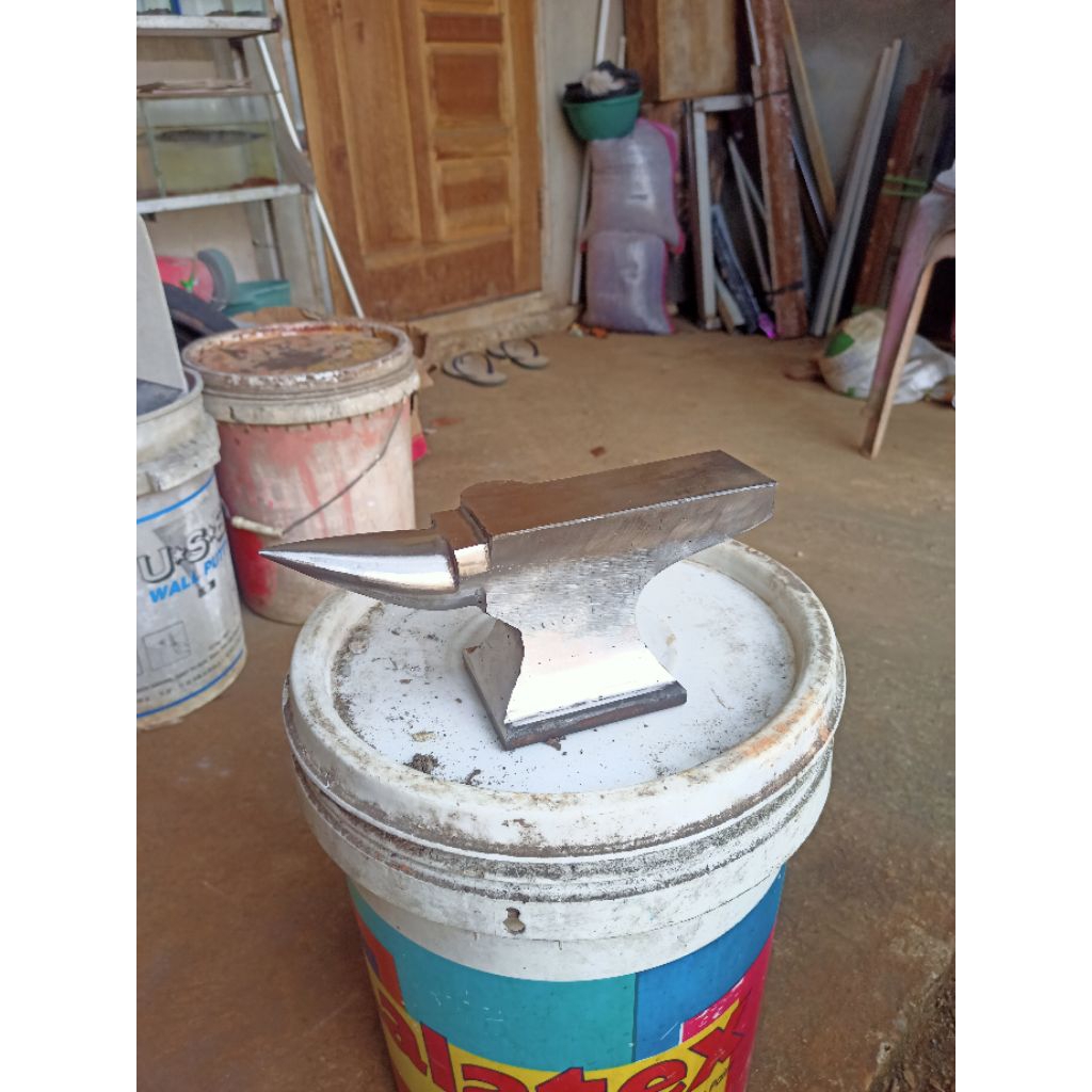 anvil,Paron,besi,landasan