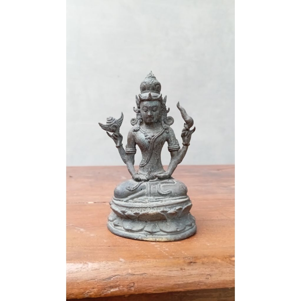 patung temuan perunggu kuno