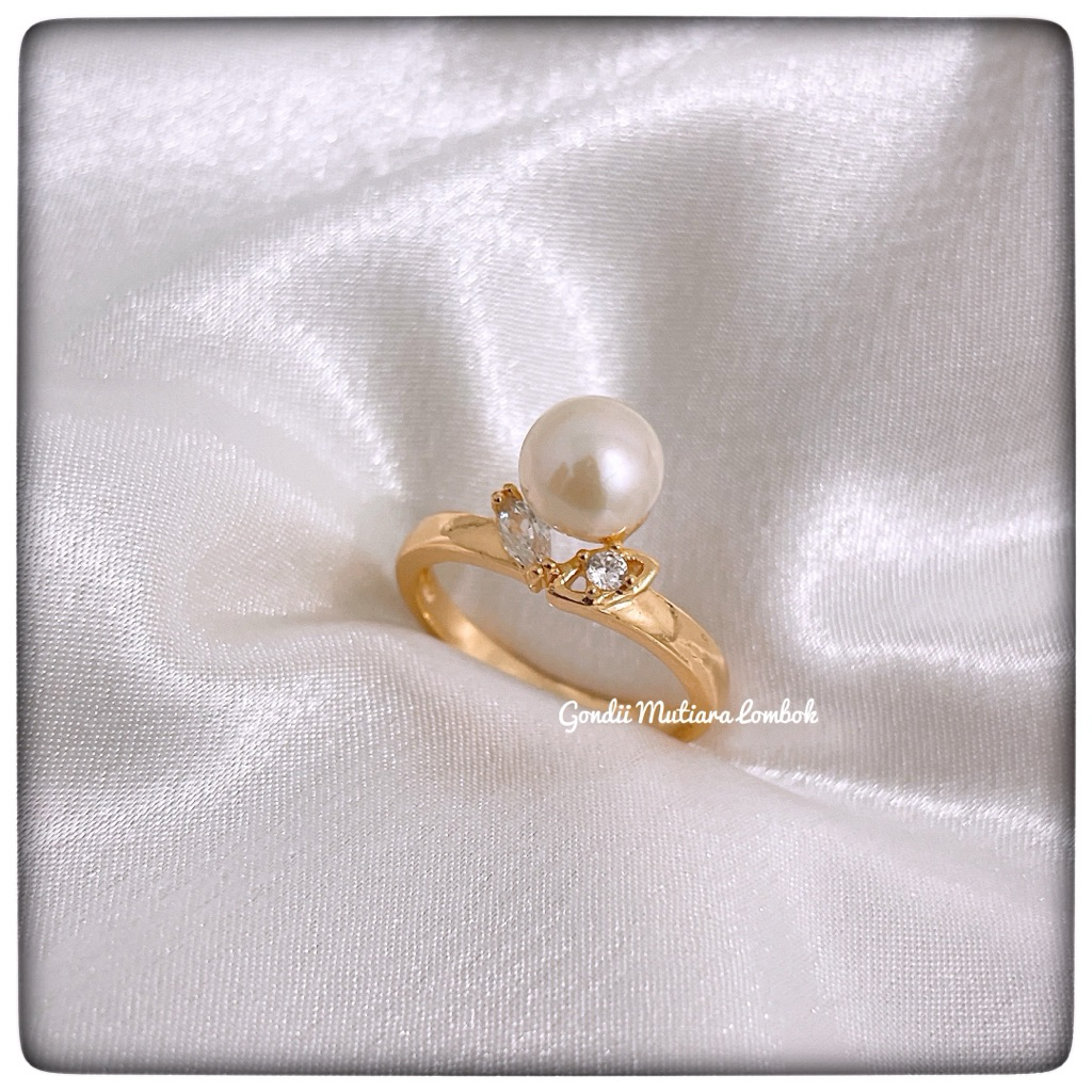 Cincin Mutiara Lombok Putih Berkilau Asli Dengan Batu Zirconia Bening Exclusive Mutiara Lombok