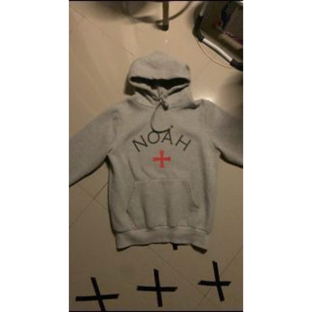 NOAH HOODIE