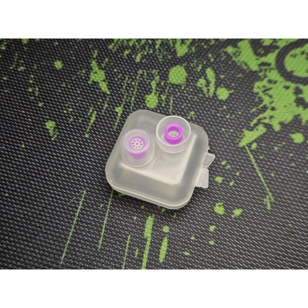 XINHS Skittle silicone eartips Purple L