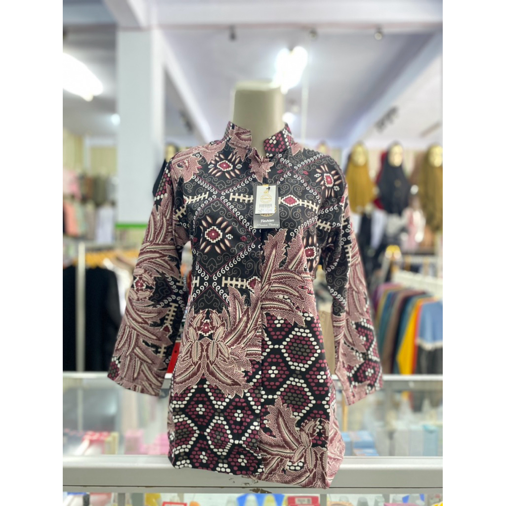 Batik Wanita Terbaru - Atasan Batik Wanita Kekinian