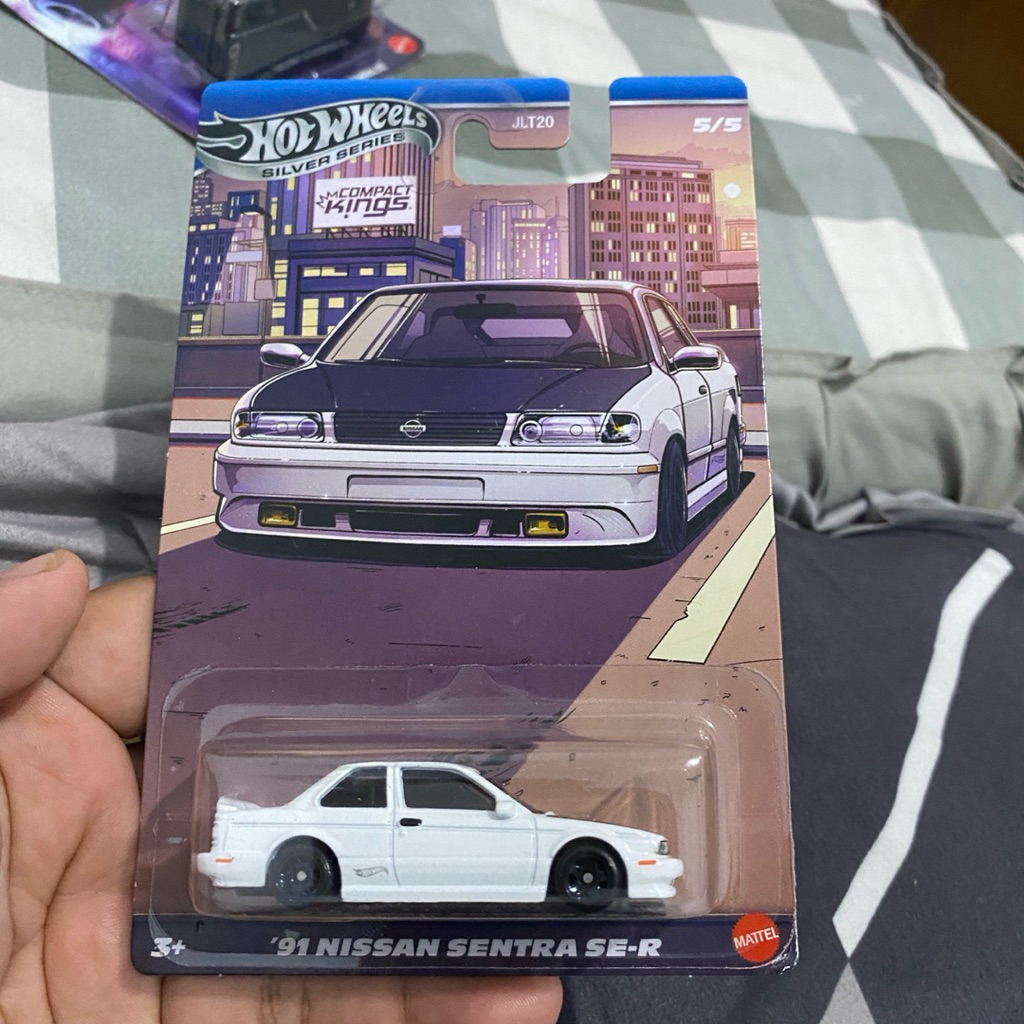 Hot Wheels Nissan Sentra SE-R Compact Kings Hotwheels