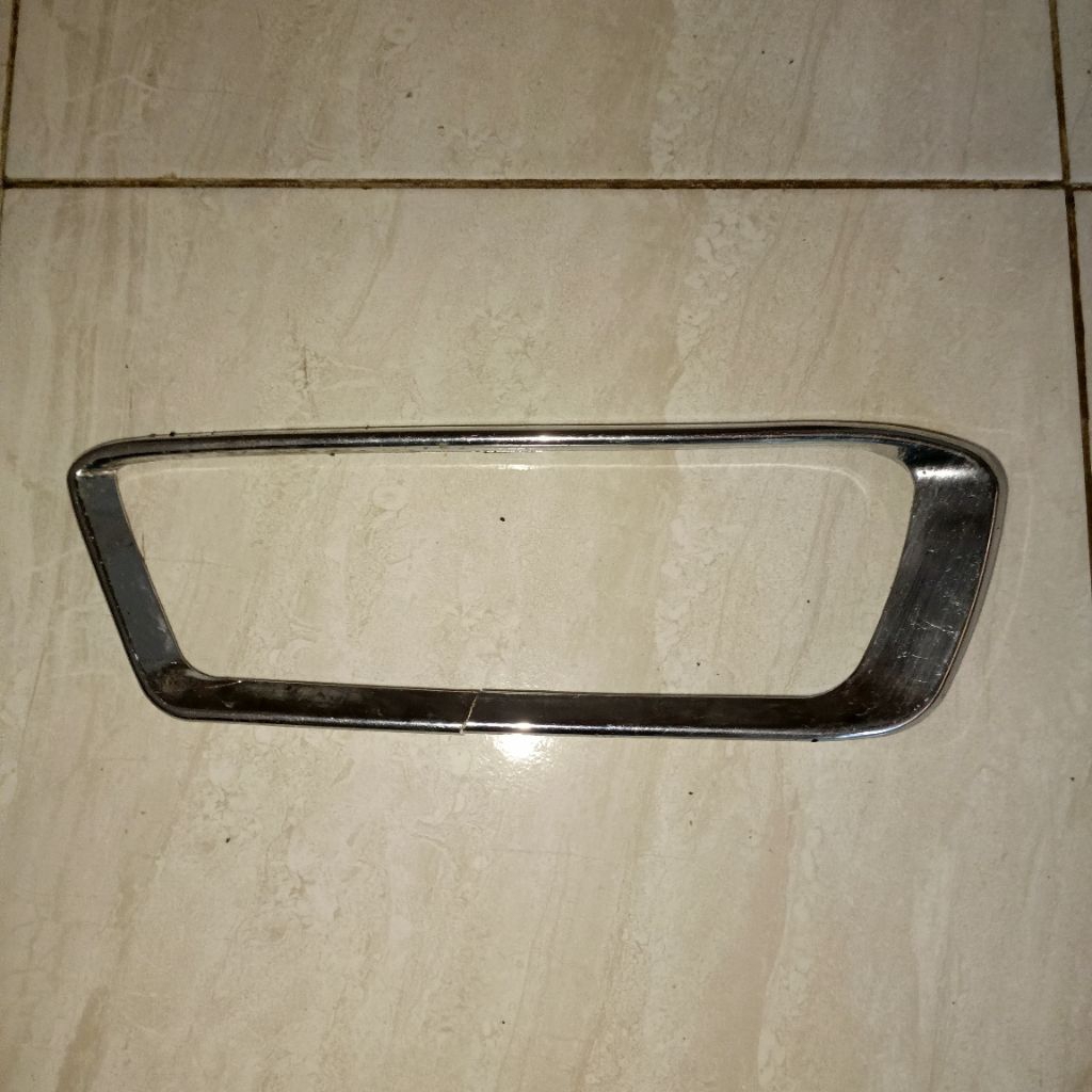 LIST CHROME FOGLAMP MOBILIO 2018 UP (KANAN)