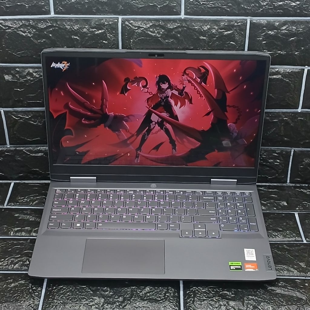 Laptop Gaming Lenovo LOQ 15APH8 AMD Ryzen 7 7840HS 16/512GB RTX 3050