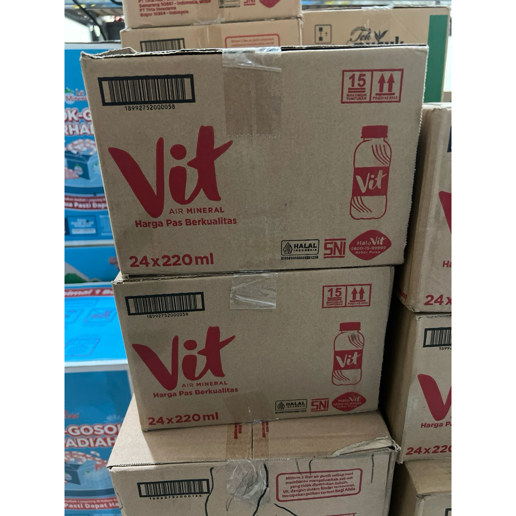 Air Mineral Vit Botol Mini Kecil Karton