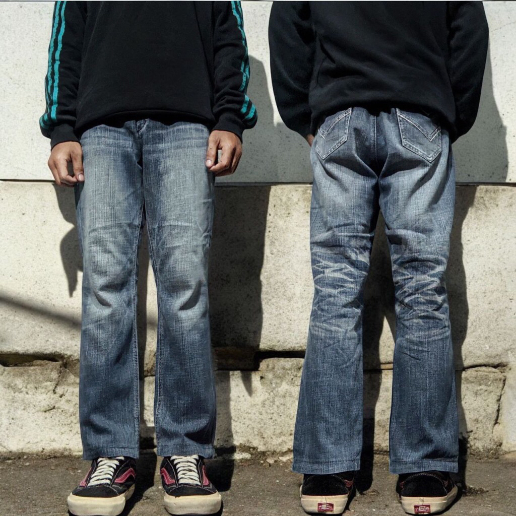 Size 30-31 Celana Panjang Longpants Jeans Theoria Blue Washed Fading Regular fit Original Second Pre