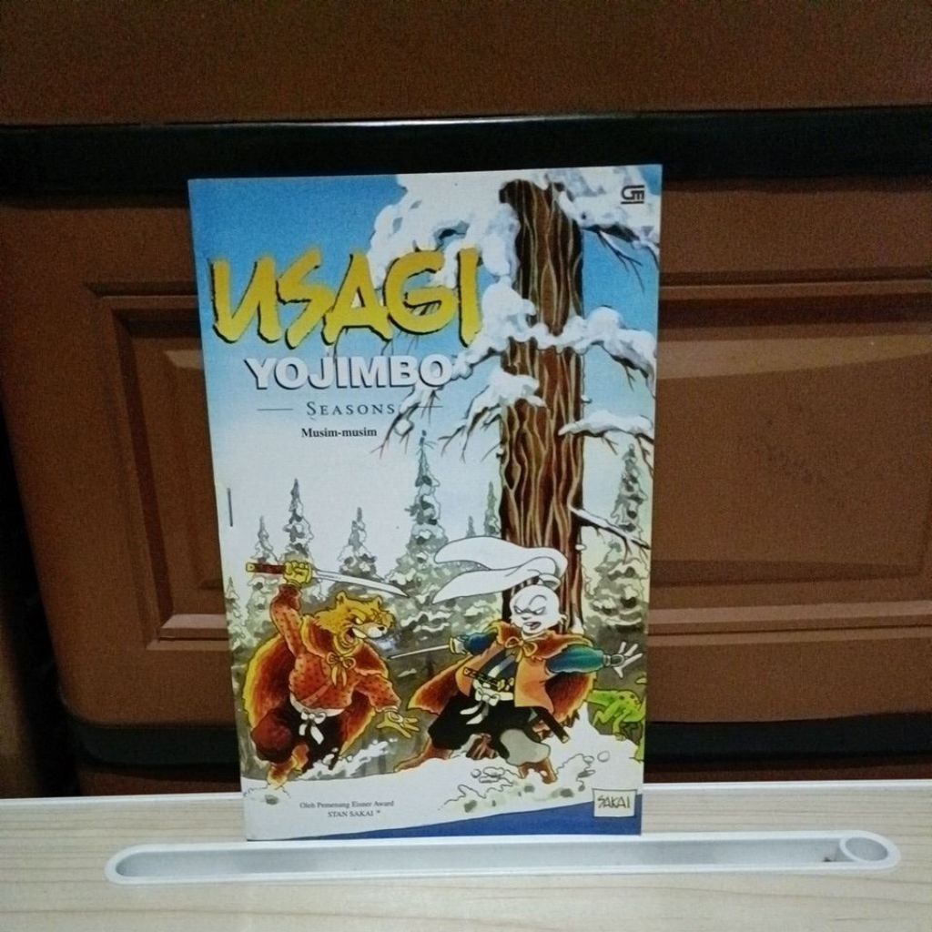 Buku Original - USAGI YOJIMBO seasons oleh Stan Sakai