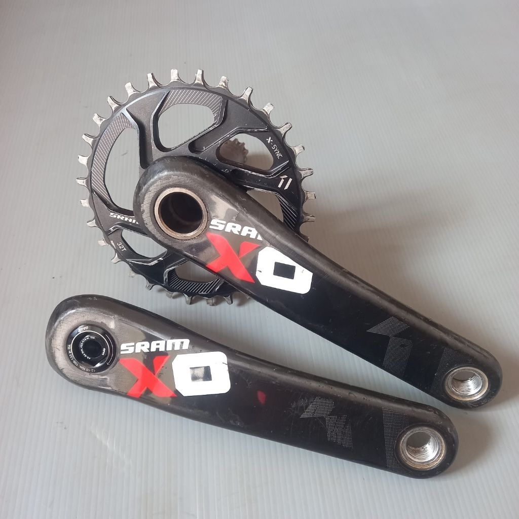 crank sram xo1 carbon 32T bekas bagus
