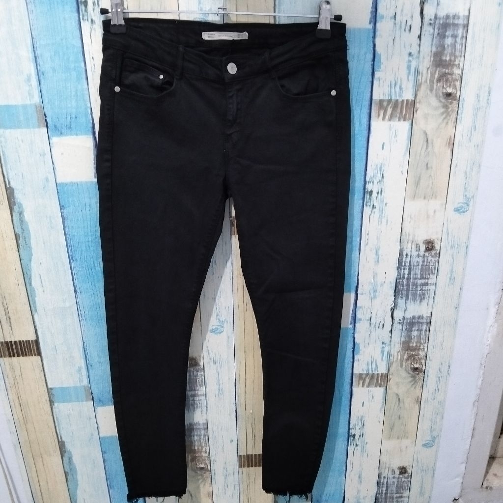 celana jeans Zara