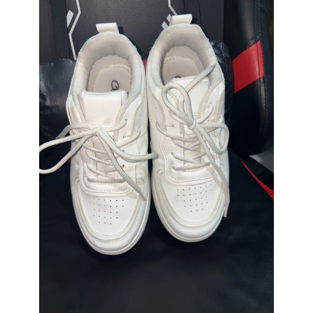 [ PRELOVED ] sepatu wanita club culture aize 36