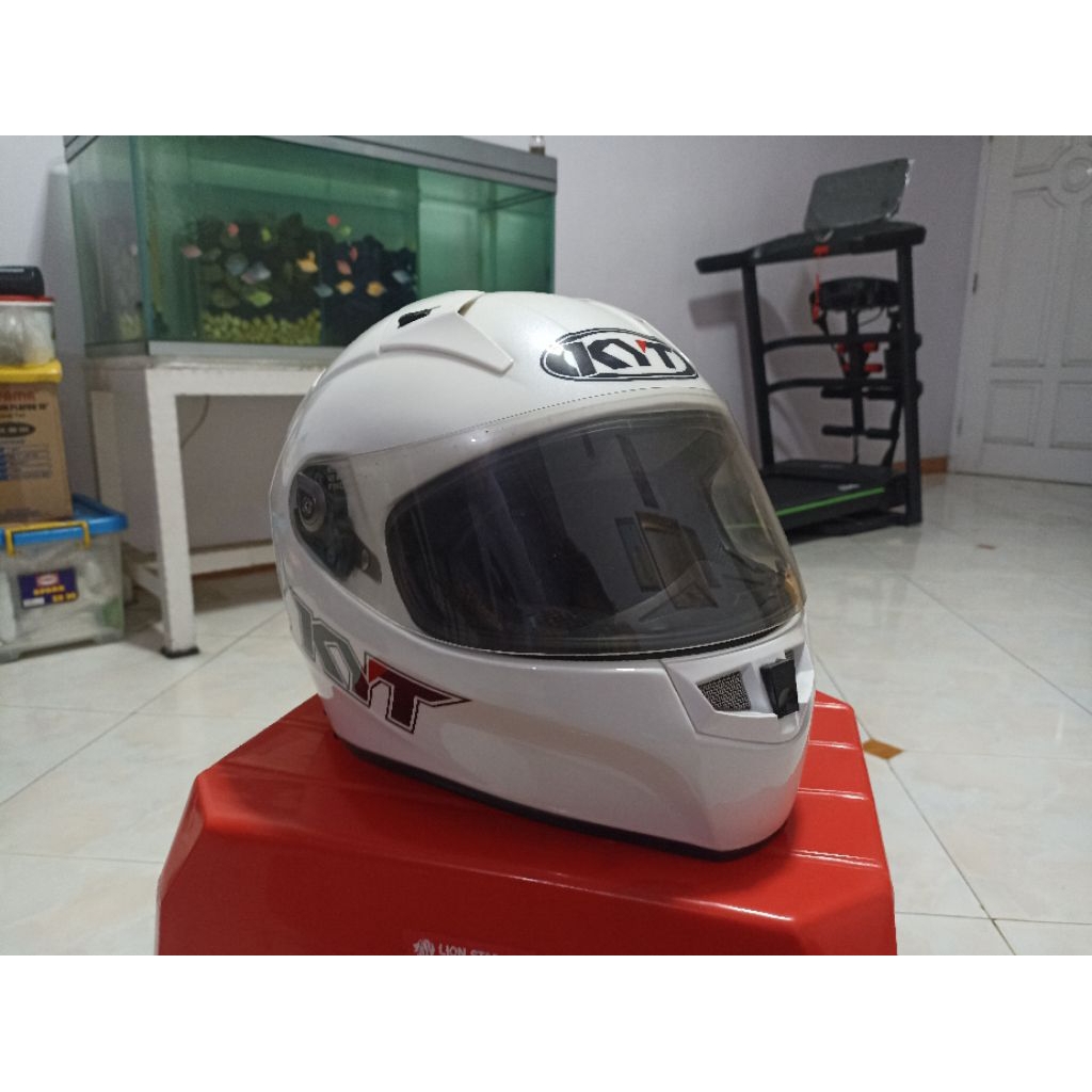 KYT Thunderflash Fullface