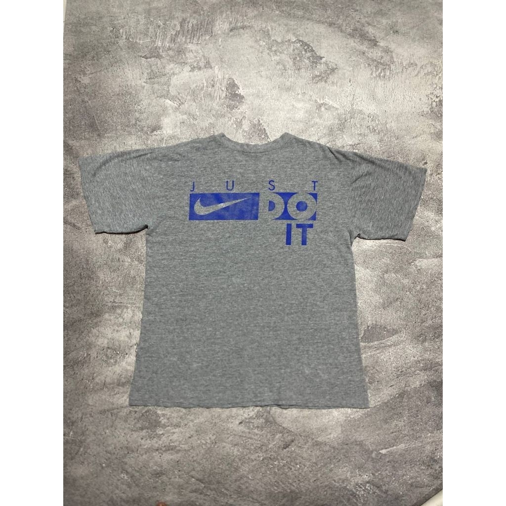 Kaos dari vintage nike just do it 90s sz M fit L
