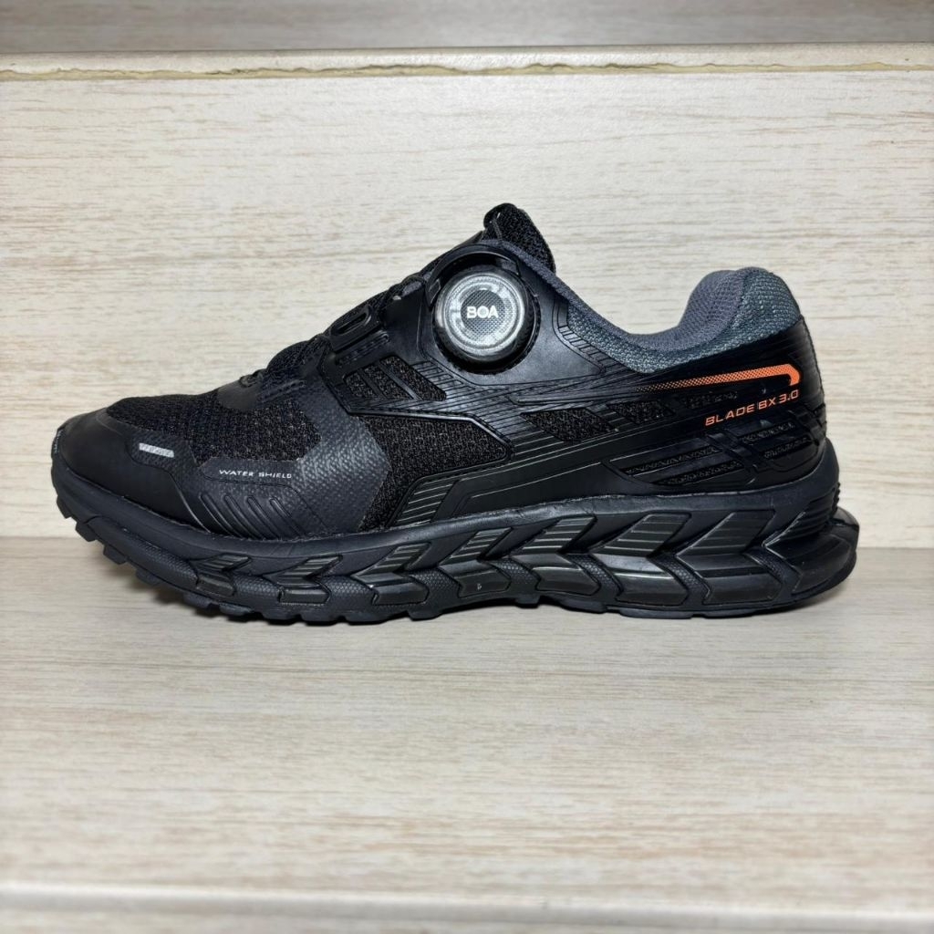 SEPATU OUTDOOR TREKKING HIKING & RUNNING BLADE BX 3 SECOND ORIGINAL  [ MURAH ]