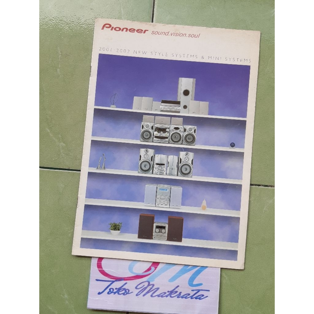 buku booklet brosur iklan produk dvd home theater vcd player cd player radio tape PIONEER 2001-2002 