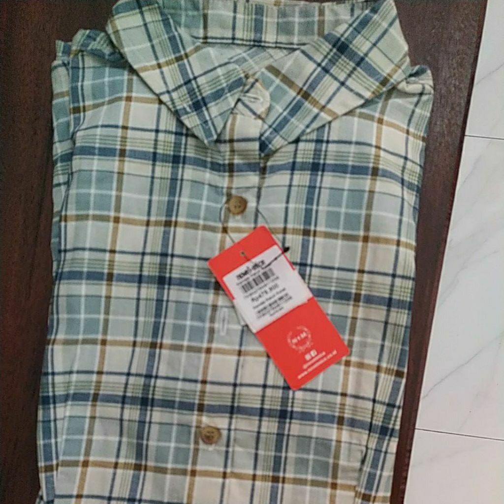 PRELOVED BAJU BRANDED MURAH dust c2 exit ninety expand