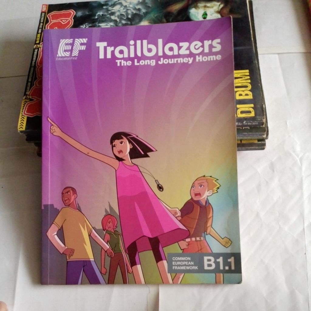 BUKU EF TRAILBLAZERS THE LONG JOURNEY HOME