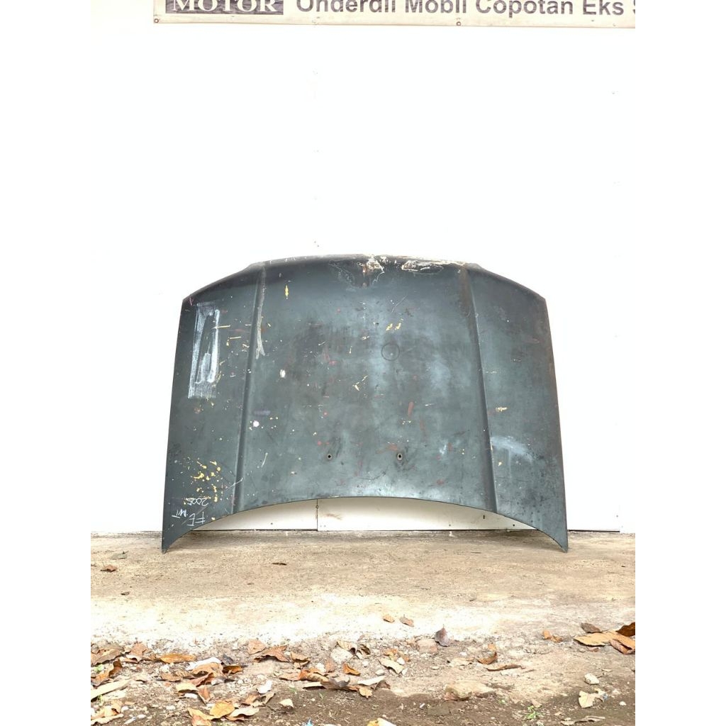 KAP TUTUP MESIN FORD ESCAPE TAHUN 2005 ORIGINAL COPOTAN