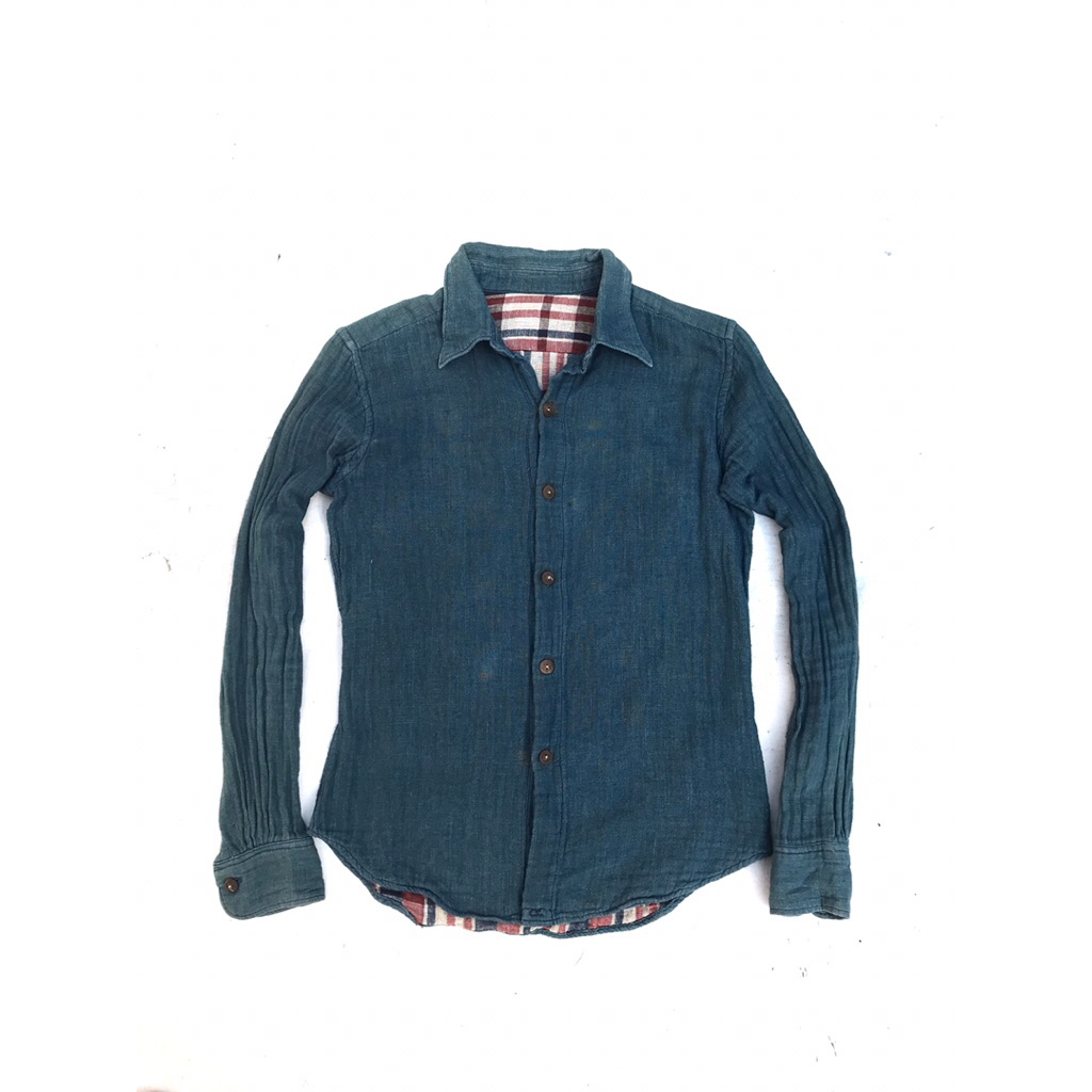 Vintage 45 Rpm By R indigo Dyed denim jeans shirt  This Product is made of indigo dyed fabric with r
