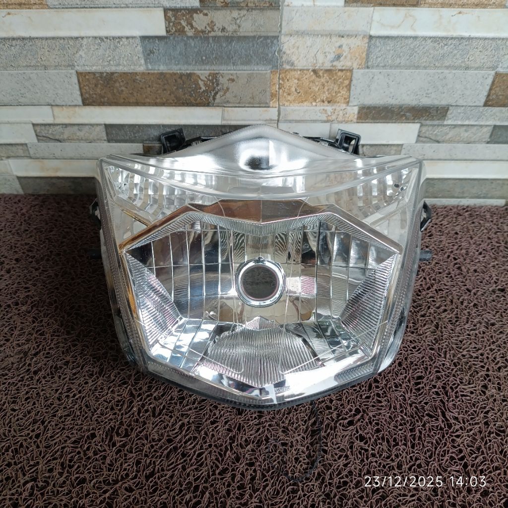 Reflektor lampu depan Honda beat ECO ESP original tahun 2016 2017 2018 2019.