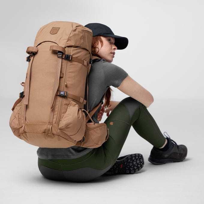 Tas Gunung Carrier Fjallraven Kajka 35 S/M