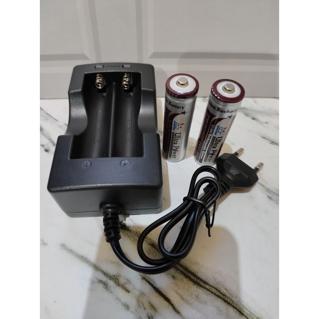 charger baterai 18650  2slot +baterai  18650  6800mah 2 pcs