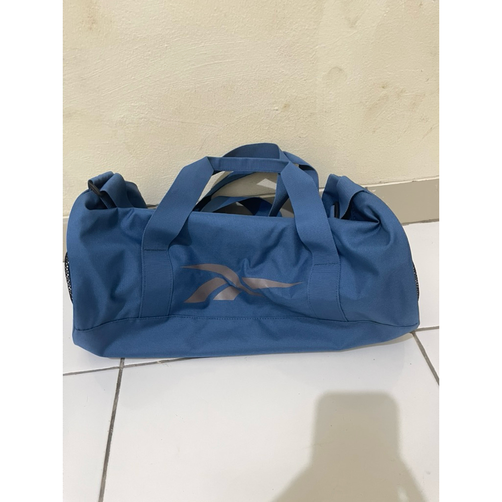 Tas Olahraga merek Reebok original
