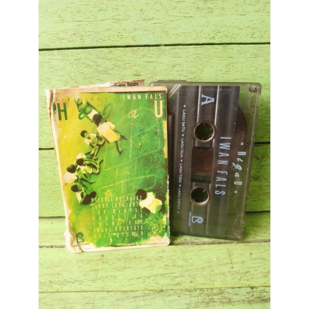 kaset Iwan Fals - Hijau