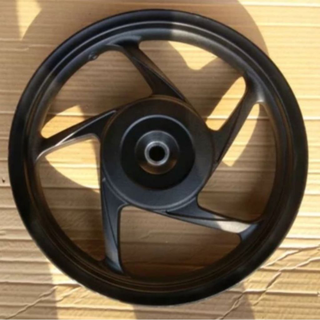 velg belakang beat karbu