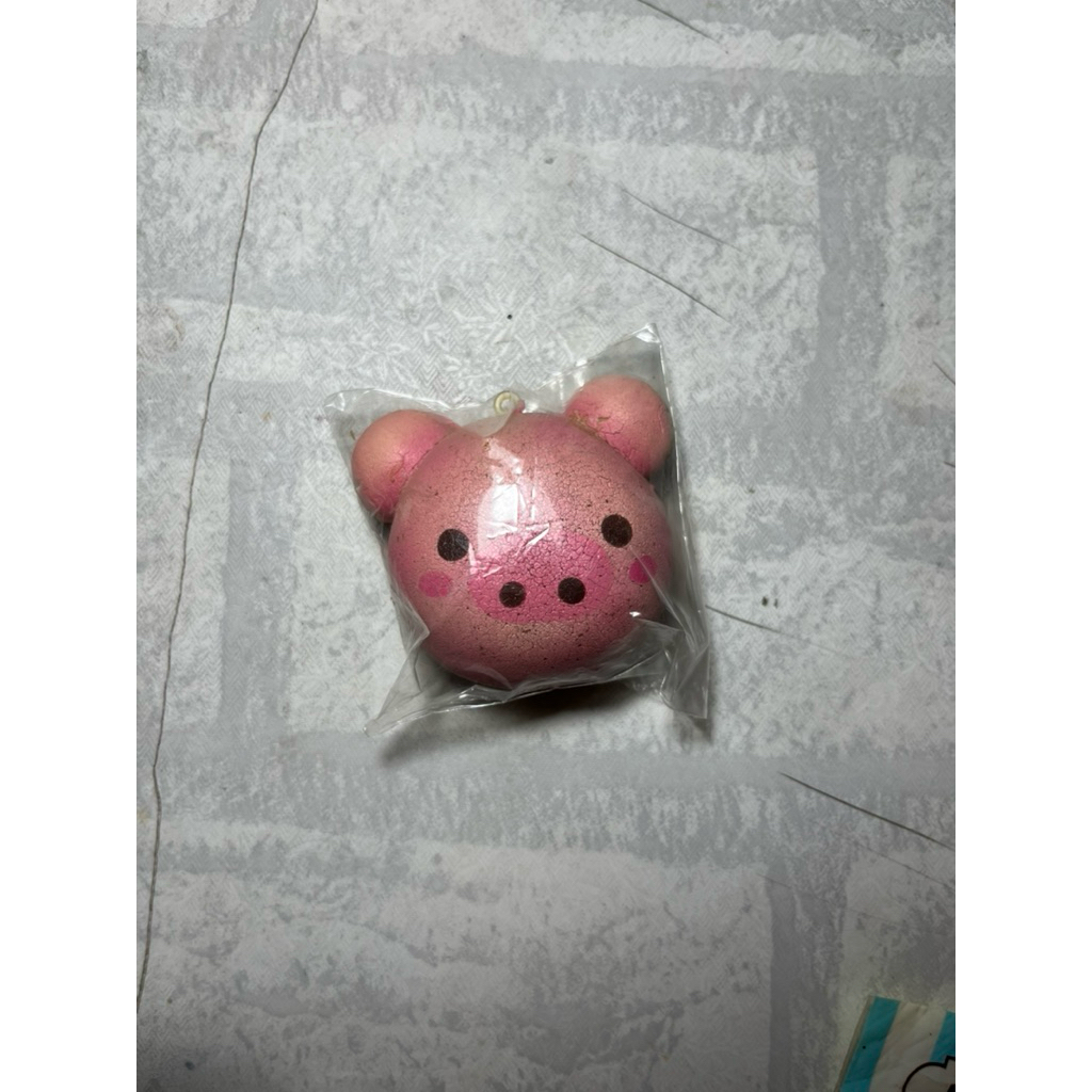 PRELOVED SQUISHY LICENSED / PUNIMARU MINI ANIMAL BUN PIG