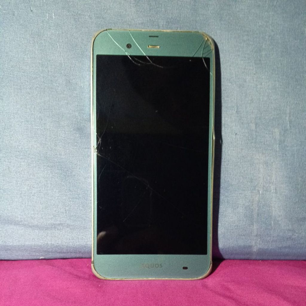 Sharp Aquos Xx3 506SH Minus LCD