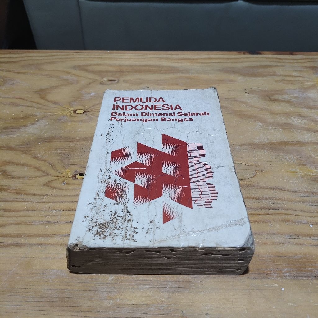 Buku Pemuda Indonesia dalam Dimensi Sejarah Perjuangan Bangsa