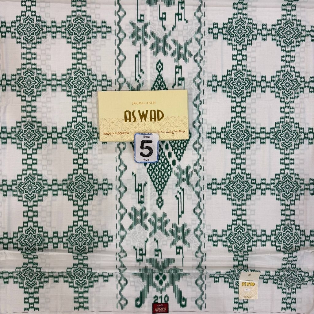 Sarung Aswad dan Nazheef Spesial Putih