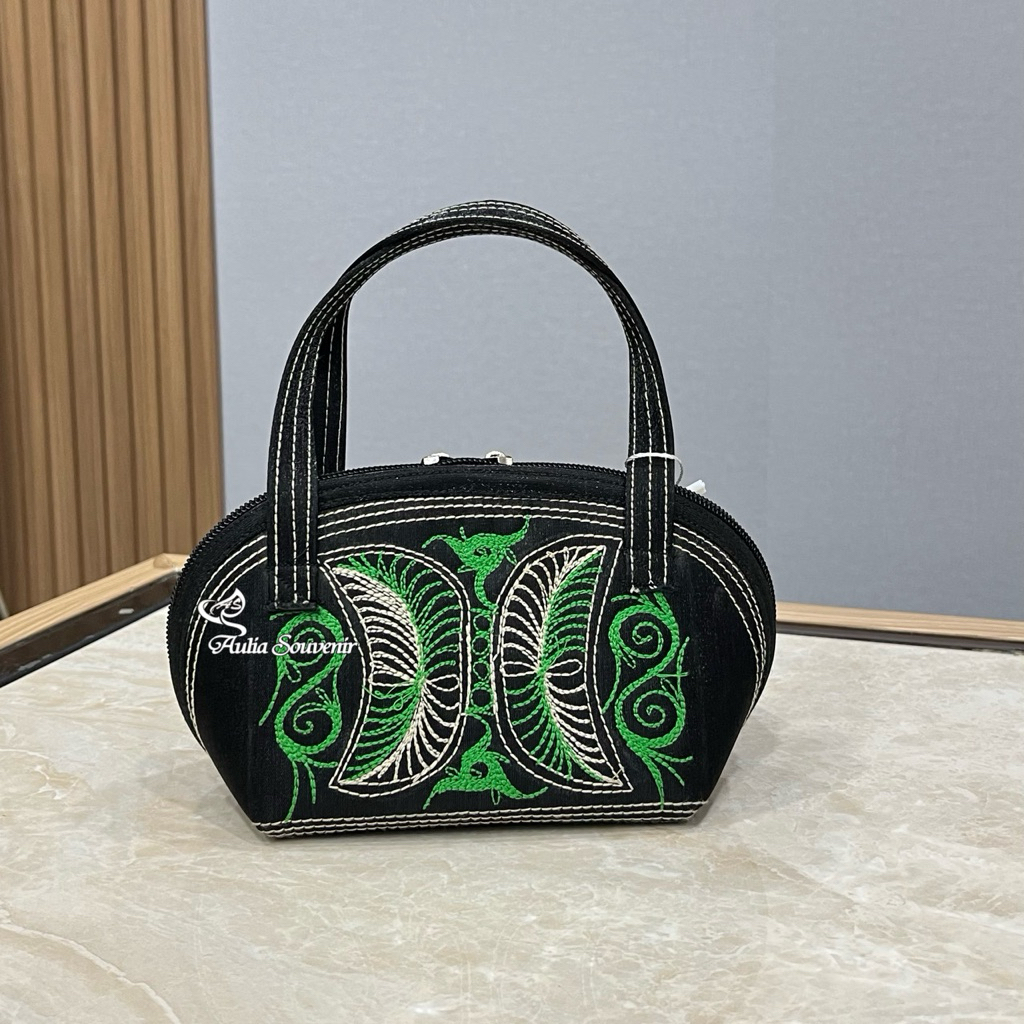 Tas keong motif aceh