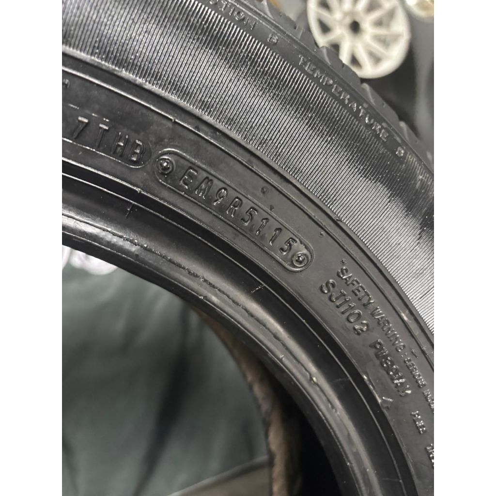 Ban Baru stock lama dunlop GRANDTREK ST20 215 65 R16