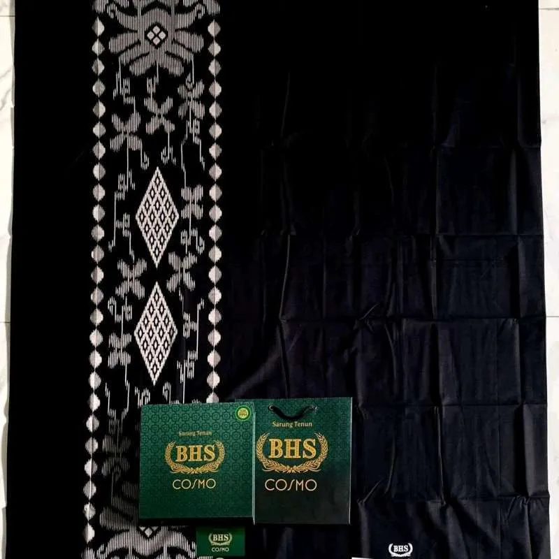Sarung BHS Cosmo Gold Hitam Polos | Sarung BHS Gold Putih Polos