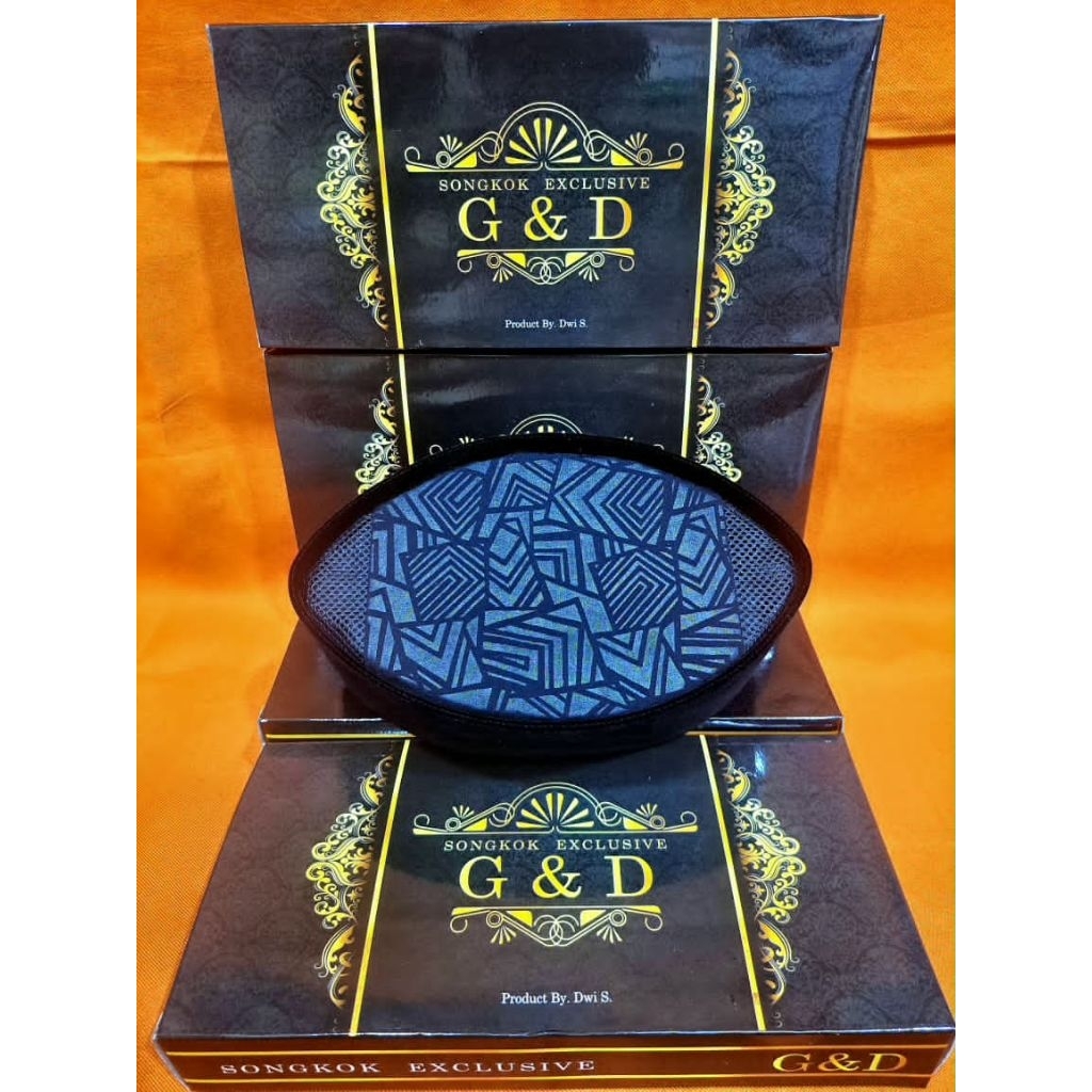 SONGKOK/PECI AC BLUDRU HITAM.ATAS PAKAI KAIN EMBOS